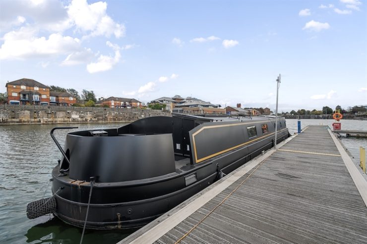 Luxury Boat In Liverpool For Sale